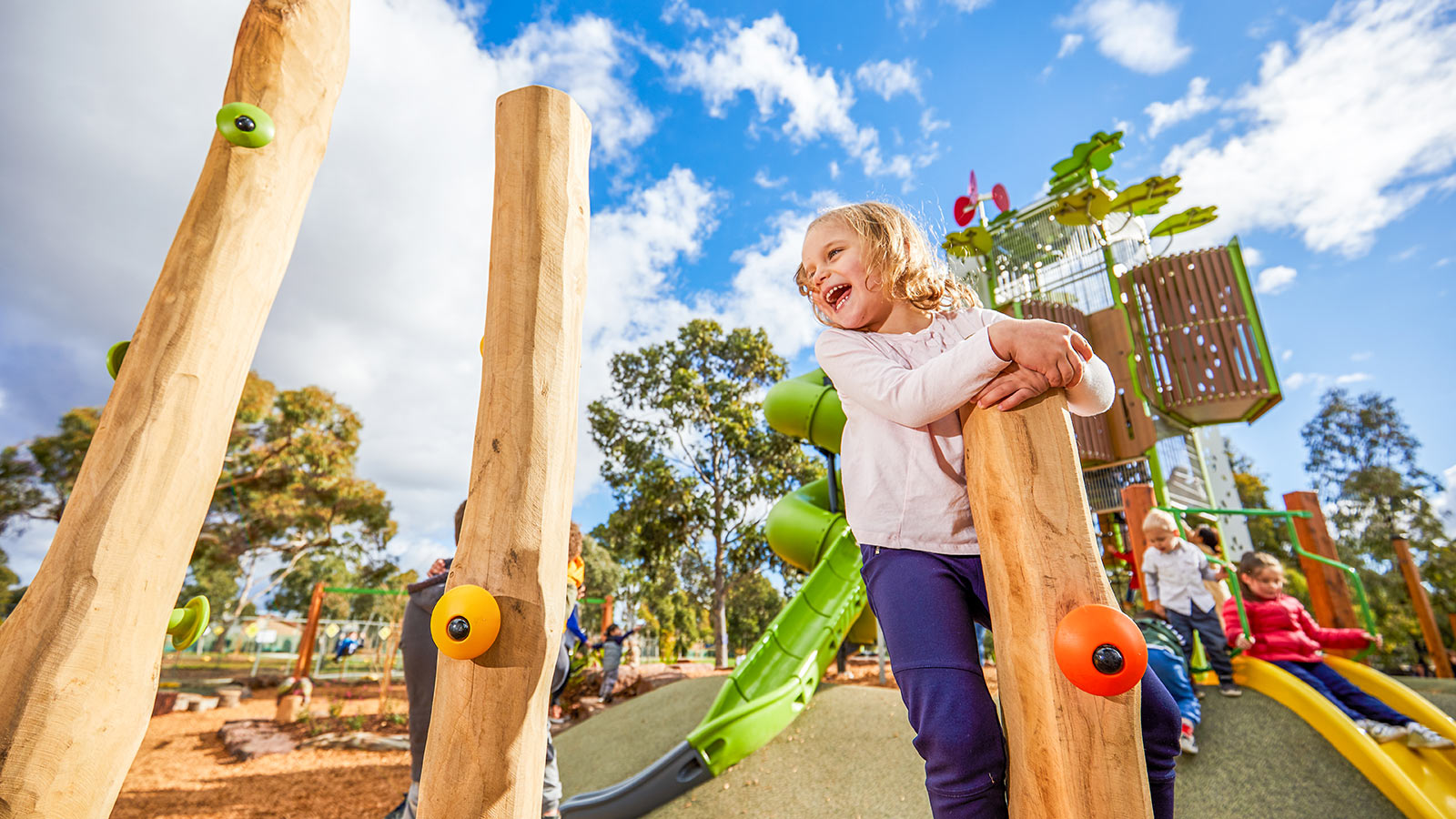 Pályák és mászókák